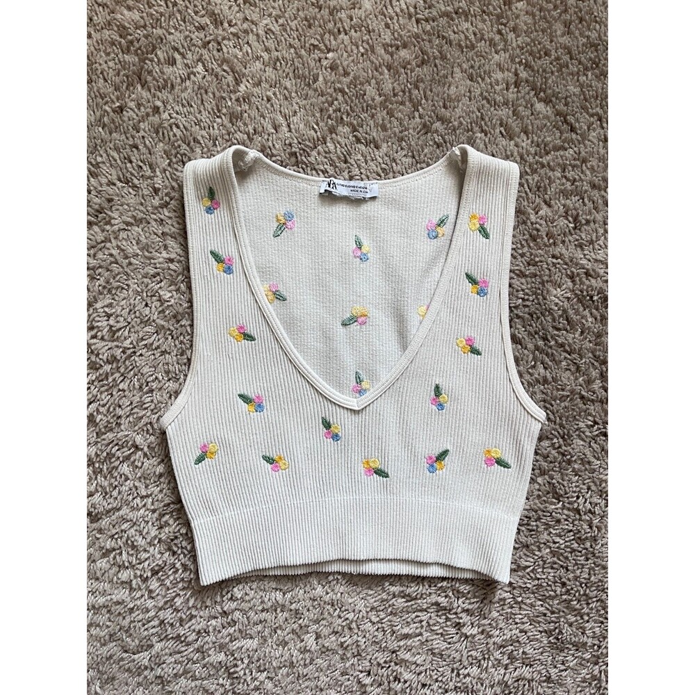 Zara Floral Embroidered Seamless Crop Top in Ivory Size XS/S